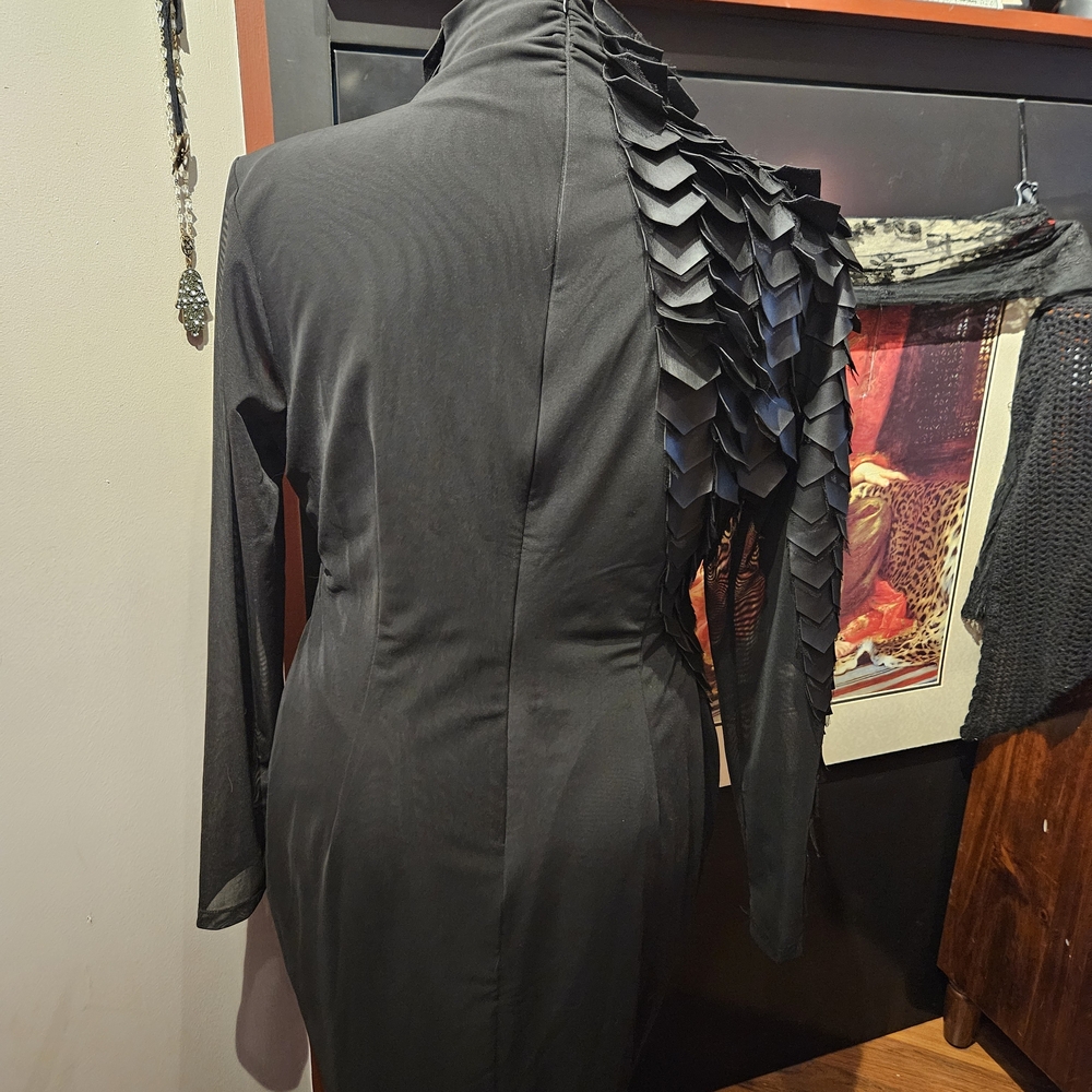 Fashion Nova Black Long Sleeve Dress with Textured Detail - Picture 3 of 4